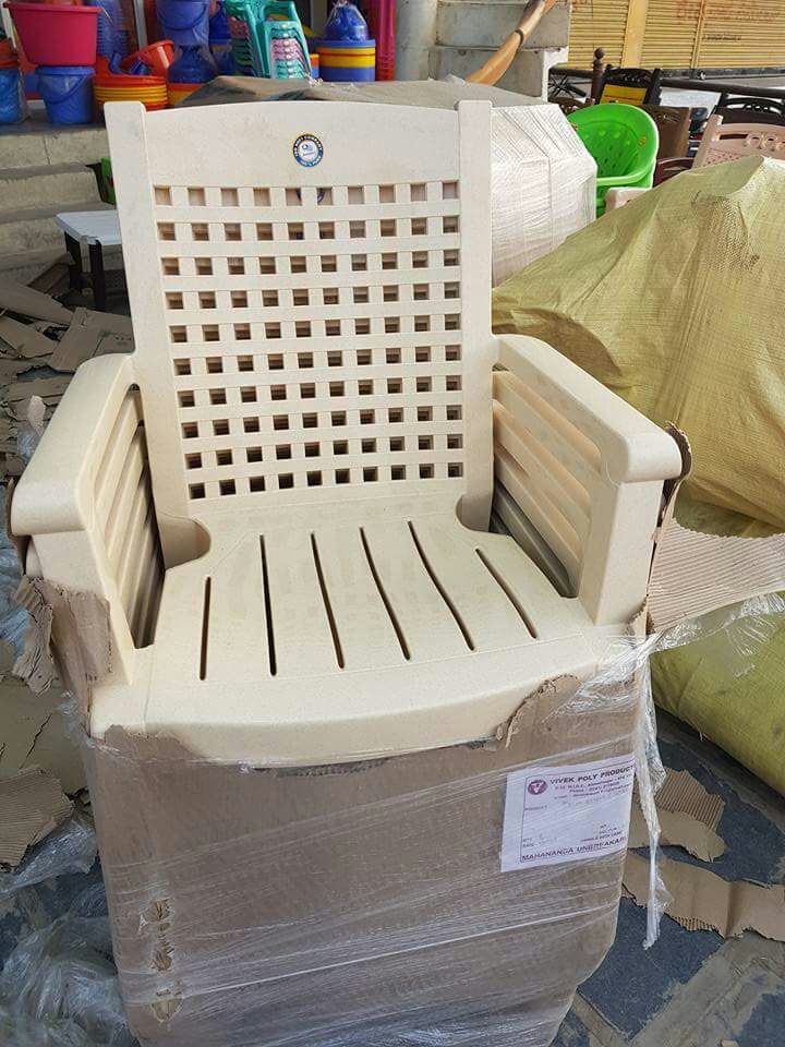 irest plastic chair price